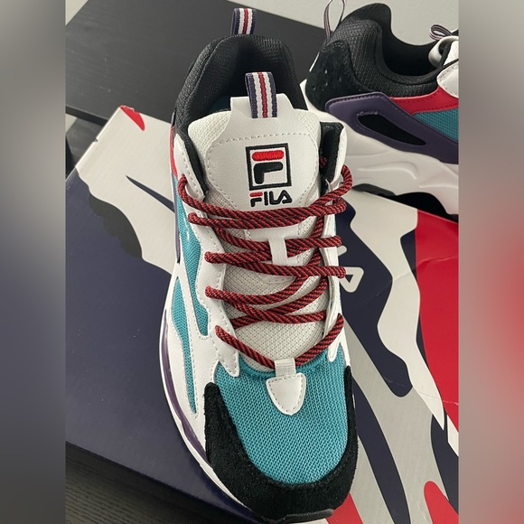 BNIB Limited Edition Rare Fila Ray Tracers Online Only Edition - Picture 3 of 12